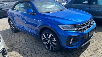 Neu VW T-Roc Cabriolet R-line 150 PS (110 kW) 2025 Ravennablau metallic Cabrio