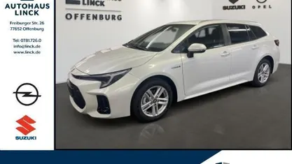 Weiss Gebraucht 2024 Suzuki Swace Comfort+ Kombi | 27.988 € (Fairer Preis)