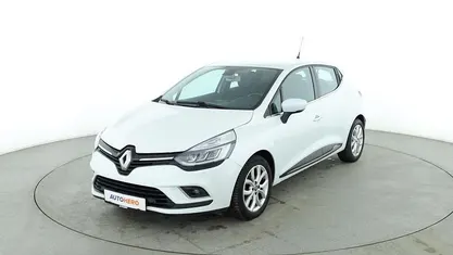 Weiß Gebraucht 2018 Renault Clio IV Intens Limousine | 10.300 € (Fairer Preis)