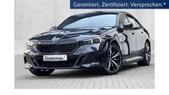 Schwarz Gebraucht 2024 BMW 550e M Sport Limousine | 77.690 € (Fairer Preis)