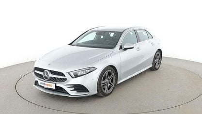 Gebraucht Mercedes A180 AMG line 136 PS (100 kW) 2020 Grau Limousine