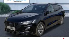 Schwarz(metallic) Gebraucht 2023 Ford Focus ST-Line Kombi | 25.890 € (Fairer Preis)