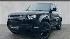 Santorini black (schwarz) Gebraucht 2024 Land Rover Defender SE Dynamic SUV | 76.850 € (Fairer Preis)