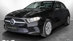 Unilack nachtschwarz Gebraucht 2021 Mercedes A250 Limousine | 21.470 € (Fairer Preis)