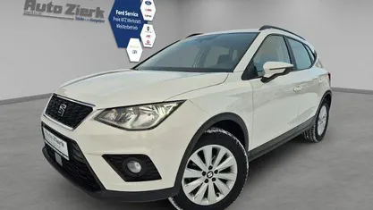 Weiss Gebraucht 2020 Seat Arona Style SUV | 11.890 € (Fairer Preis)