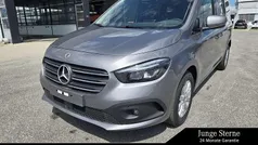 Gebraucht 2025 Mercedes 180 Progressive Limousine | 36.850 € (Fairer Preis)