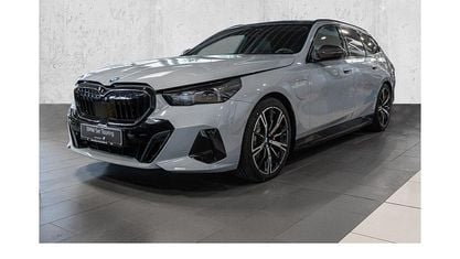 Nowe BMW 530e M Sport 299 KM (219 kW) 2025 Szary Kombi