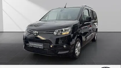 Schwarz Gebraucht 2022 Toyota Proace City City Van / Kleinbus | 26.990 € (Fairer Preis)