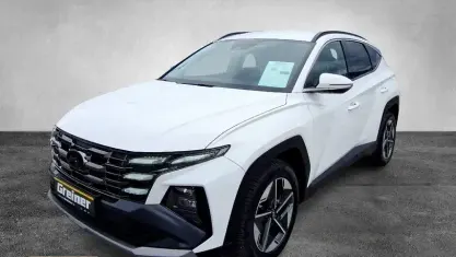 Gebraucht Hyundai Tucson Trend 160 PS (117 kW) 2024 Atlas white SUV