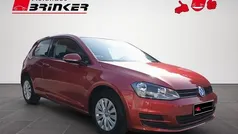 Rot Gebraucht 2014 VW Golf VII Trendline Limousine | 9.830 €