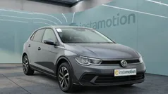 Grau Gebraucht 2024 VW Polo IQ Drive Limousine | 22.100 € (Fairer Preis)