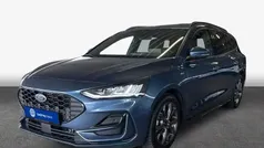 Blau Gebraucht 2024 Ford Focus ST-Line X Kombi | 26.970 € (Fairer Preis)