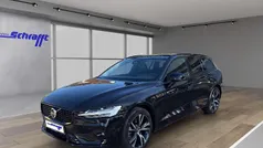 Onyx black / metallic Gebraucht 2025 Volvo V60 Plus Kombi | 39.790 € (Fairer Preis)