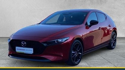 Nowe Mazda 3 Nagisa 140 KM (102 kW) 2025 Czerwony Sedan/Limuzyna