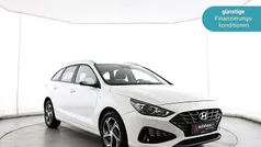 Weiß Gebraucht 2022 Hyundai i30 Select Kombi | 16.970 € (Fairer Preis)