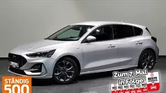 Silber, moondust silver metallic Gebraucht 2024 Ford Focus ST-Line X Limousine | 23.850 € (Fairer Preis)