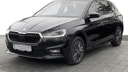 Schwarz Neu 2025 Skoda Fabia Tour Limousine | 24.865 € (Fairer Preis)
