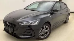 Gebraucht 2025 Ford Focus ST-Line X Limousine | 26.980 € (Guter Preis)