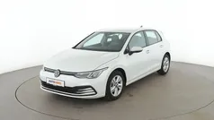 Weiß Gebraucht 2020 VW Golf VIII Life Limousine | 20.430 € (Guter Preis)