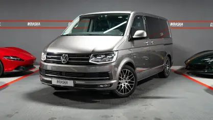 Gebraucht VW Multivan Highline 2017 Mojave beige metallic Van / Kleinbus