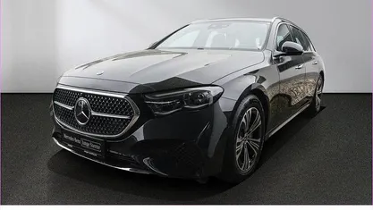 Gebraucht Mercedes E450 Avantgarde 381 PS (280 kW) 2025 Kombi