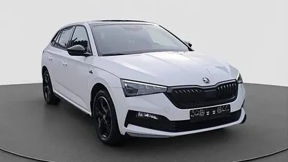 Candyweiss Gebraucht 2021 Skoda Scala Monte Carlo Kleinwagen | 20.540 € (Fairer Preis)