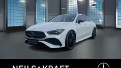 Weiß Gebraucht 2024 Mercedes CLA180 AMG Limousine | 35.970 € (Fairer Preis)