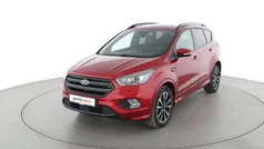 Rot Gebraucht 2018 Ford Kuga ST-Line SUV | 17.090 € (Fairer Preis)