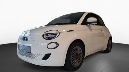 Weiß Gebraucht 2023 Fiat 500e Icon Kleinwagen | 18.490 € (Fairer Preis)