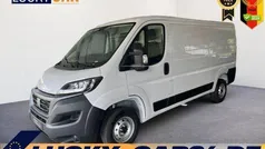 Weiss Gebraucht 2023 Fiat Ducato Van | 30.239 € (Guter Preis)