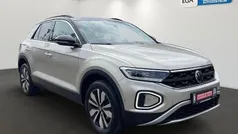Gebraucht 2024 VW T-Roc Move SUV | 27.400 € (Fairer Preis)