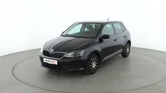 Schwarz Gebraucht 2017 Skoda Fabia Ambition Limousine | 8.970 € (Fairer Preis)