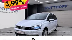 Weiss Gebraucht 2022 VW Touran Comfortline Van / Kleinbus | 23.177 € (Fairer Preis)