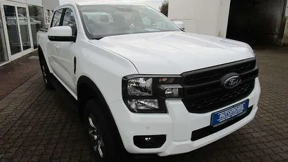Weiß Neu 2025 Ford Ranger XLT Abholung | 52.990 € (Fairer Preis)
