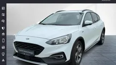 Weiss (weiß) Gebraucht 2021 Ford Focus Limousine | 16.450 € (Superpreis)