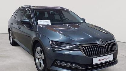 Używany Skoda Superb Premium Edition 150 KM (110 kW) 2021 Szary Kombi