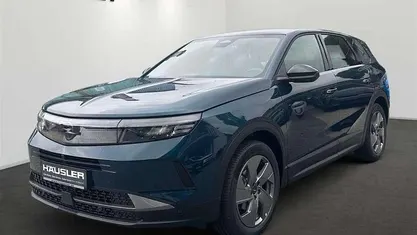 Spektrum blau (metallic) Gebraucht 2025 Opel Grandland X Edition SUV | 29.990 € (Guter Preis)