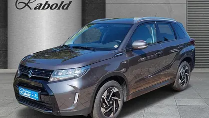 Neu Suzuki Vitara Comfort 110 PS (80 kW) 2025 Titan grau Limousine