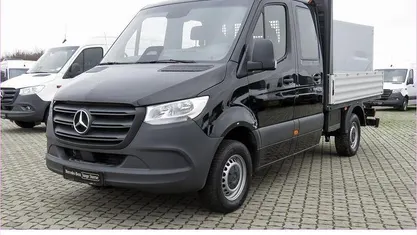 Gebraucht Mercedes Sprinter 150 PS (110 kW) 2024 Schwarz Van