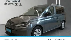 Indiumgrau metallic Gebraucht 2023 VW Caddy Life Van / Kleinbus | 34.271 € (Fairer Preis)