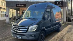 Obsidianschwarz metallic Gebraucht 2015 Mercedes Sprinter Van | 25.990 €