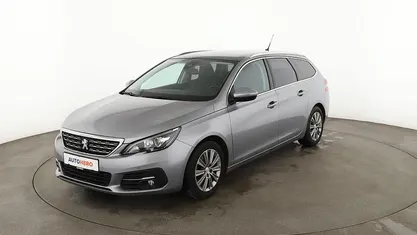 Gebraucht Peugeot 308 Allure 131 PS (96 kW) 2020 Grau Kombi