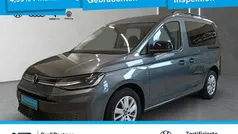 Indiumgrau metallic Gebraucht 2023 VW Caddy Life Van / Kleinbus | 33.886 € (Fairer Preis)