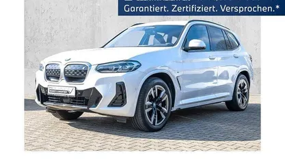 Gebraucht BMW iX3 M Sport 210 kW (286 PS) 2023 Weiß SUV
