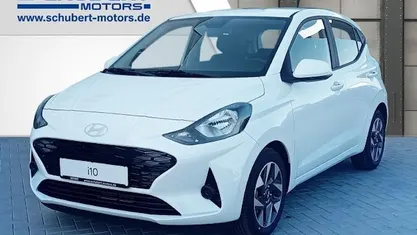 Atlas white / sol Gebraucht 2025 Hyundai i10 Trend Kleinwagen | 15.780 € (Fairer Preis)