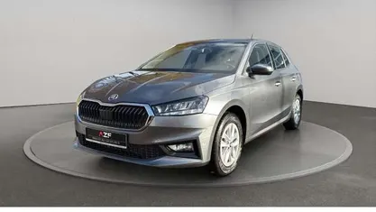 Neu Skoda Fabia Selection 116 PS (85 kW) 2026 Graphitegrau metallic Limousine