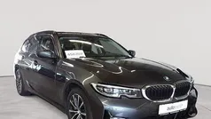 Mineralgrau metallic Gebraucht 2020 BMW 330 Sport Line Kombi | 22.690 € (Guter Preis)