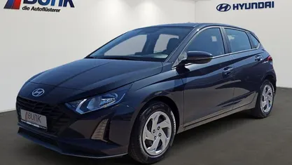 Neu Hyundai i20 Select 79 PS (58 kW) 2025 Aurora grey Limousine