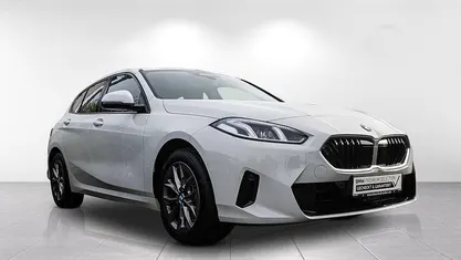 Gebraucht BMW 120 Shadowline 170 PS (125 kW) 2024 Weiß Kleinwagen