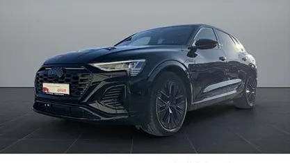 Mythosschwarz metallic Gebraucht 2023 Audi Q8 e-tron S-Line SUV | 44.940 € (Fairer Preis)